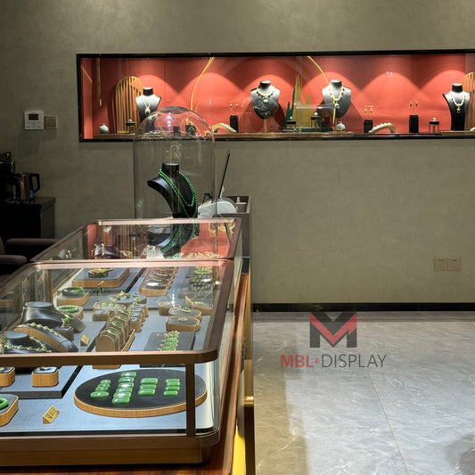 Display Case Storefront Shoot – Example 3